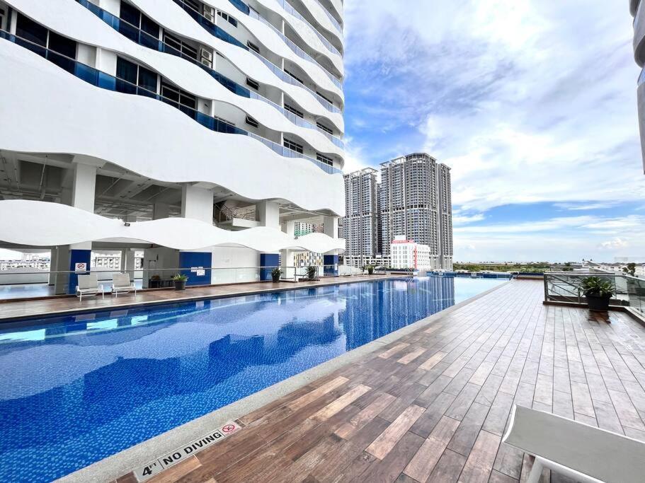 Tranquerah Concept Suite 05 @ The Wave Residence מראה חיצוני תמונה