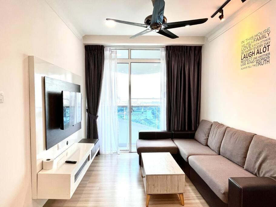 Tranquerah Concept Suite 05 @ The Wave Residence מראה חיצוני תמונה