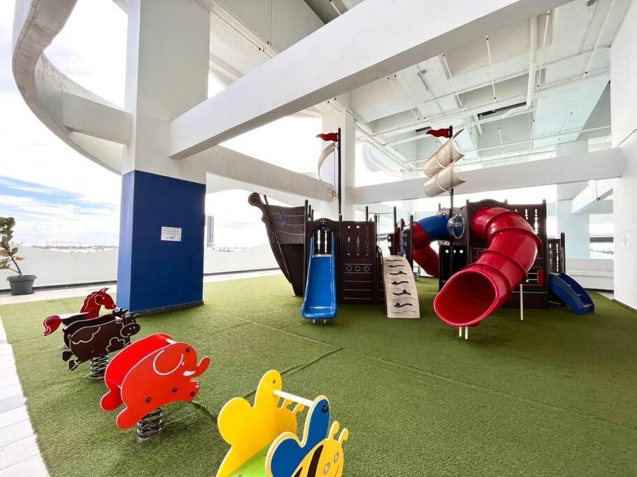 Tranquerah Concept Suite 05 @ The Wave Residence מראה חיצוני תמונה